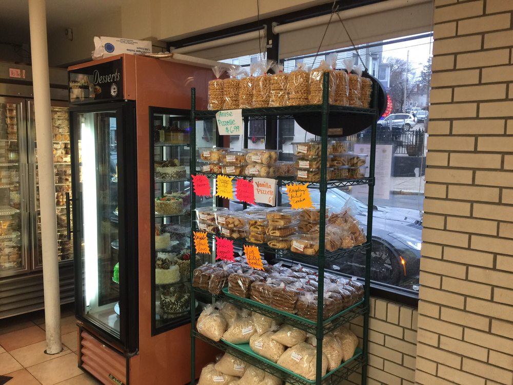 ELM ST BAKERY 82 Photos & 78 Reviews Bakeries 173 Elm St, Everett