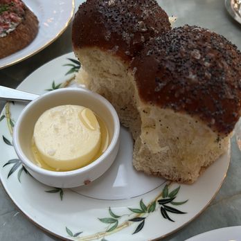 Sunny's Steakhouse - Parker House Rolls - Cocktail Bars Near Me - Miami, Florida