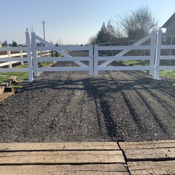 Top Choice Fencing - 3 rail white vinyl Call us at (559)644-5387 to schedule a free estimate - Fences & Gates Near Me - Fresno, California Top Choice Fencing - 3 rail white vinyl Call us at (559)644-5387 to schedule a free estimate - Fences & Gates Near Me - Fresno, California