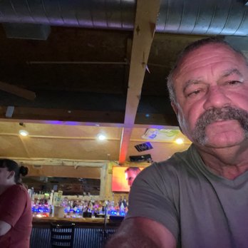 Rowdy Beaver - Liquid lunch - New American Near Me - Eureka Springs, Arkansas