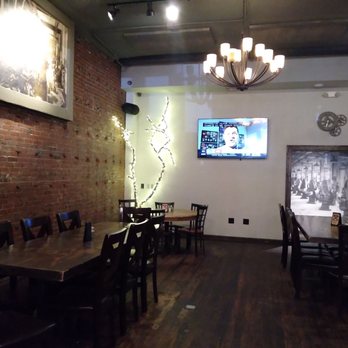 Foundry Kitchen and Bar - Nice ambiance... Shout out to Kayla, welcoming and hospitable! - Gastropubs Near Me - Elyria, Ohio