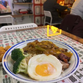 Mabu Hong Kong Cafe - Curry fish balls, satay beef and sunny side up egg on Instant noodles - Chinese Near Me - New York, New York
