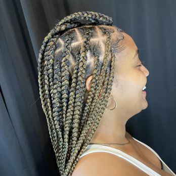 Krowned by Mel - Hair Stylists Near Me - Riverside, California Krowned by Mel - Hair Stylists Near Me - Riverside, California