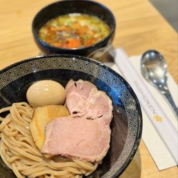 Tokusei Tsukemen