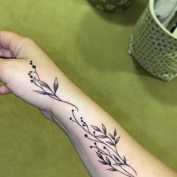 Lucky Kat Tattoo - Tattoo Near Me - Chicago, Illinois Lucky Kat Tattoo - Tattoo Near Me - Chicago, Illinois