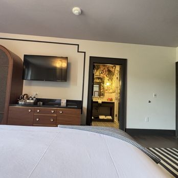 Zelda Dearest Hotel - Room view from bed - Hotels Near Me - Asheville, North Carolina