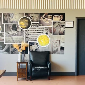 Kolache House Bakery - Another cozy seating area - Bakeries Near Me - Lakewood, Colorado Kolache House Bakery - Another cozy seating area - Bakeries Near Me - Lakewood, Colorado