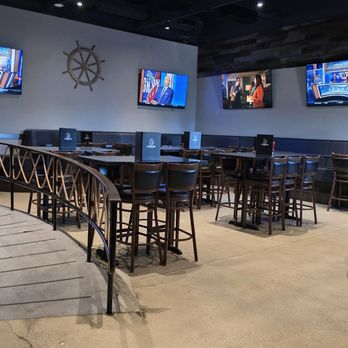 Flowing Tide Pub 9 - Interior - Pubs Near Me - Las Vegas, Nevada