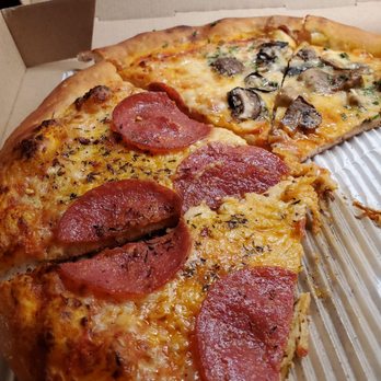 Upper Crust Wood Fired Pizza - Half Rucci, half Psycho Shroom - Pizza Near Me - Edmond, Oklahoma Upper Crust Wood Fired Pizza - Half Rucci, half Psycho Shroom - Pizza Near Me - Edmond, Oklahoma