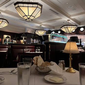 The Capital Grille - Steakhouses Near Me - Stamford, Connecticut