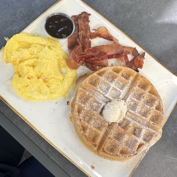 First Watch - Breakfast & Brunch Near Me - Boca Raton, Florida