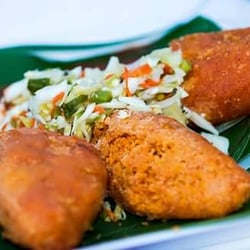 Al Sazón Food Truck - We also have "pastelitos" and other salvadorian treats
