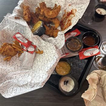 Halal Burgers - Chicken tenders and fries - Burgers Near Me - Liberty Township, Ohio Halal Burgers - Chicken tenders and fries - Burgers Near Me - Liberty Township, Ohio
