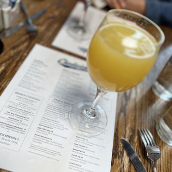 Chadwicks - Mimosas - American Near Me - Alexandria, Virginia Chadwicks - Mimosas - American Near Me - Alexandria, Virginia