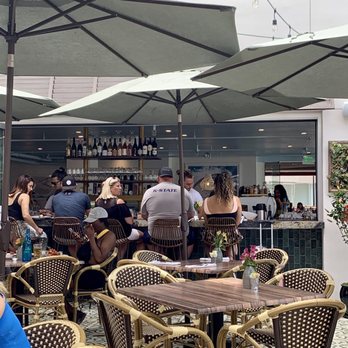 Cody's La Jolla - View of bar from patio - Breakfast & Brunch Near Me - La Jolla, California Cody's La Jolla - View of bar from patio - Breakfast & Brunch Near Me - La Jolla, California