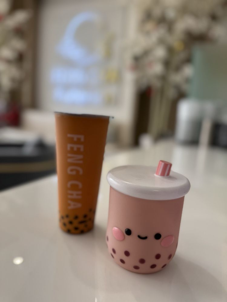 Social spots from Feng Cha Teahouse