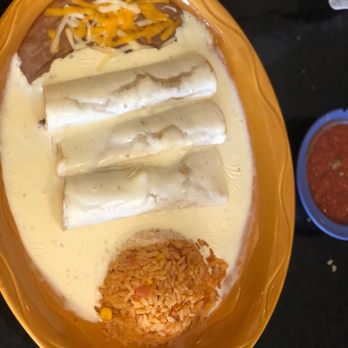 Catrina's Cocina & Tequila Bar - Brisket enchiladas with sour cream - Mexican Near Me - Sherman, Texas Catrina's Cocina & Tequila Bar - Brisket enchiladas with sour cream - Mexican Near Me - Sherman, Texas