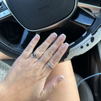 Diva Nails Spa - La Vernia - French Manicure - Nail Salons Near Me - La Vernia, Texas