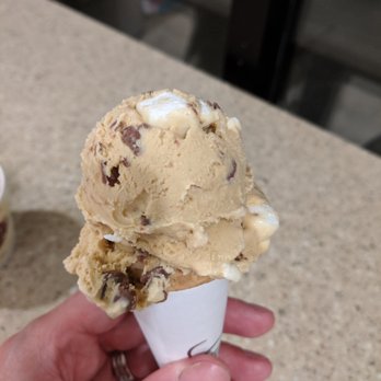 Graeter's Ice Cream - S'mores - Ice Cream & Frozen Yogurt Near Me - Louisville, Kentucky Graeter's Ice Cream - S'mores - Ice Cream & Frozen Yogurt Near Me - Louisville, Kentucky
