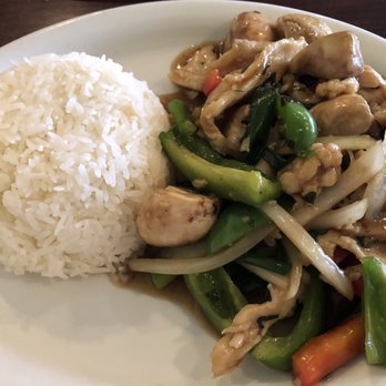 Crystal's Kitchen - Basil chicken - Japanese Near Me - West Bridgewater, Massachusetts Crystal's Kitchen - Basil chicken - Japanese Near Me - West Bridgewater, Massachusetts