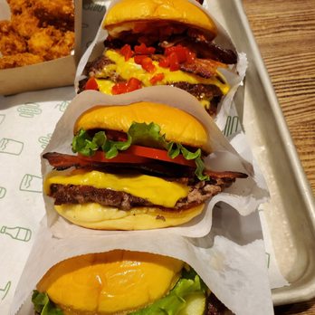 Shake Shack Henderson - Burgers Near Me - Henderson, Nevada