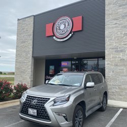 Shipley Do-Nuts - Outside