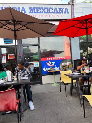 Los Gyros by null