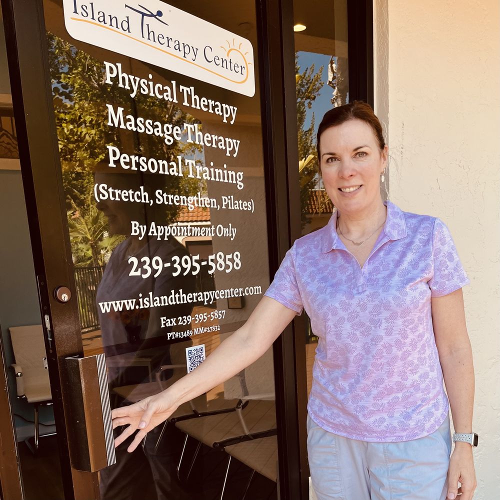 Island Therapy Center Logo