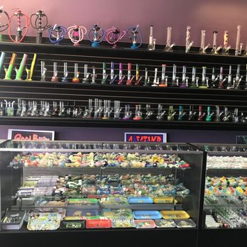 IMPERIAL SMOKE N VAPE - Updated June 2026 - 13 Photos - 2002 N Main St,  Pearland, Texas - Vape Shops - Phone Number