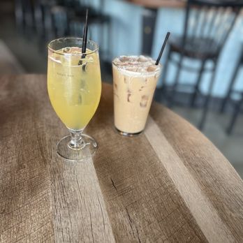 Sidecar - Peach Mimosa and a PB&J - Bars Near Me - Gorham, Maine