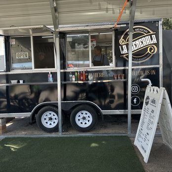 La Generala - Food truck - Food Trucks Near Me - San Antonio, Texas La Generala - Food truck - Food Trucks Near Me - San Antonio, Texas