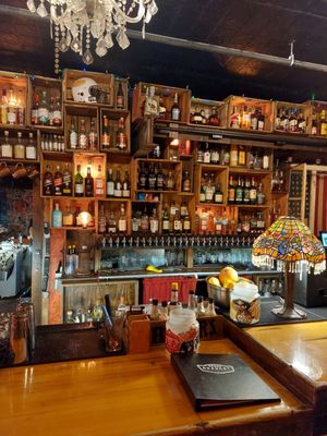 Rough Draught Whiskey Bar by null