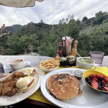 Cafe on 27 - Breakfast & Brunch Near Me - Topanga, California Cafe on 27 - Breakfast & Brunch Near Me - Topanga, California
