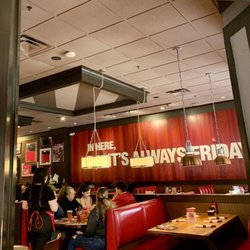 TGI Fridays Everett - Inside