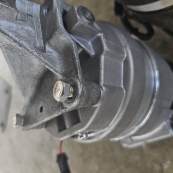 R & Y A/C Compressors - Photo 11240. New Compressor showing support bracket with mounting bolt issue - Auto Parts & Supplies Near Me - Miami, Florida R & Y A/C Compressors - Photo 11240. New Compressor showing support bracket with mounting bolt issue - Auto Parts & Supplies Near Me - Miami, Florida
