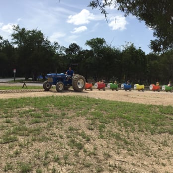 Lucky Ladd Farms - Tractor train ride. - Zoos Near Me - Eagleville, Tennessee Lucky Ladd Farms - Tractor train ride. - Zoos Near Me - Eagleville, Tennessee