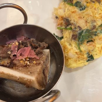 Wicked Spoon - Bone marrow and made to order omelet - Buffets Near Me - Las Vegas, Nevada Wicked Spoon - Bone marrow and made to order omelet - Buffets Near Me - Las Vegas, Nevada