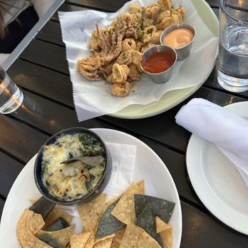foothill - New American Near Me - Pasadena, California