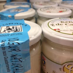 Sanchez Romero - Encontré algunos productos de proximidad en Sánchez Romero, pero sin identificar ni marcar.