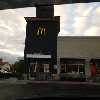 McDonald's - Fast Food Near Me - Moreno Valley, California