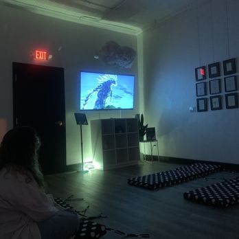 1000 Words Indy - Art Galleries Near Me - Indianapolis, Indiana