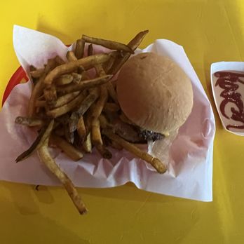 Hwy 101 Burger - 202 combo - Burgers Near Me - Lincoln City, Oregon Hwy 101 Burger - 202 combo - Burgers Near Me - Lincoln City, Oregon