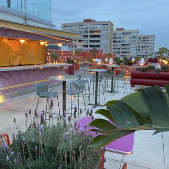 Bonavista - Open air seating - Bars Near Me