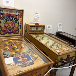Non-playable showpieces