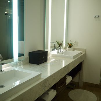 ARIA Sky Suites - 2bdrm/2.5 bath Penthouse Sky Suite - Master bath 2 side by side his and hers vanities - Hotels Near Me - Las Vegas, Nevada ARIA Sky Suites - 2bdrm/2.5 bath Penthouse Sky Suite - Master bath 2 side by side his and hers vanities - Hotels Near Me - Las Vegas, Nevada