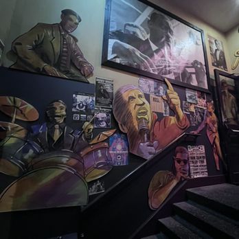 Jazz Showcase - Great art - Jazz & Blues Near Me - Chicago, Illinois