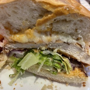 Chef Geoff's West End - Chicken sandwich - New American Near Me - Washington, DC, District of Columbia