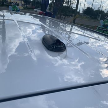 Joe's Express Car Wash - Broken antenna - Auto Detailing Near Me - Clermont, Florida
