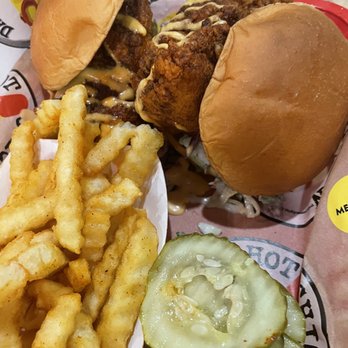 Dave's Hot Chicken - Chicken Shop Near Me - Columbus, Ohio