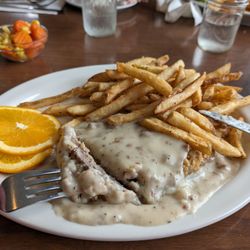 The Breakwater Restaurant & Bar - Country fried steak